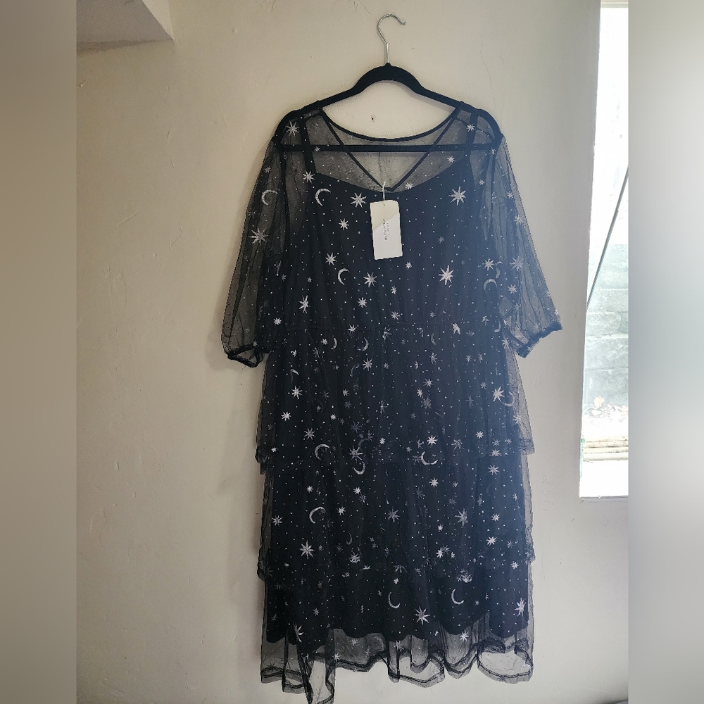 NWT Bloomchic Lace Mesh Moons and Stars Dress